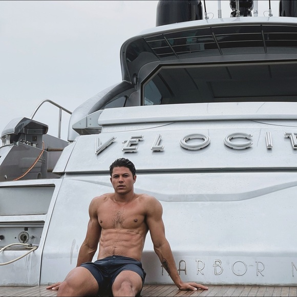 Meet your Posher, Robbints - Picture 5 of 8